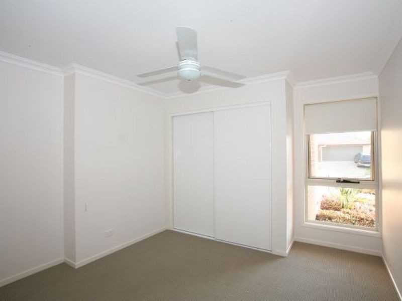 4 Cobbin Circuit, Redbank Plains QLD 4301