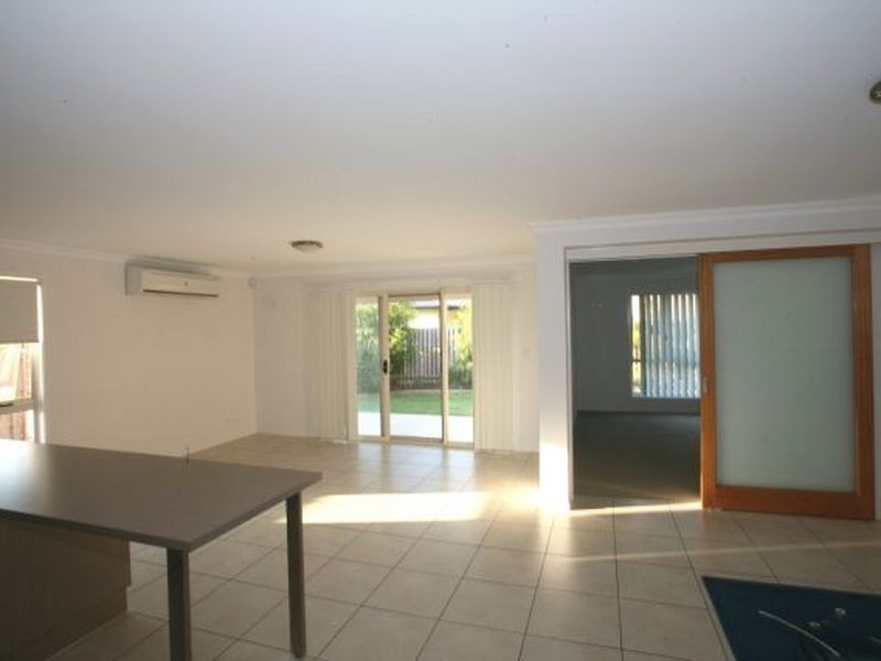 4 Cobbin Circuit, Redbank Plains QLD 4301