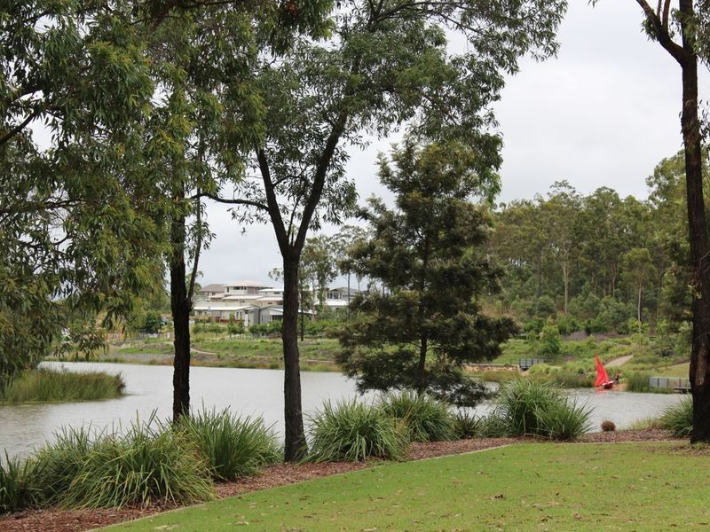 16 Cascades Street, Springfield Lakes QLD 4300