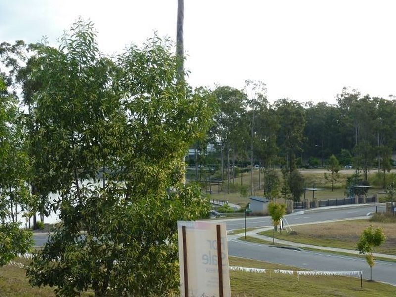 28 Cascades Street, Springfield Lakes QLD 4300
