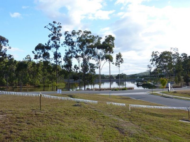 28 Cascades Street, Springfield Lakes QLD 4300