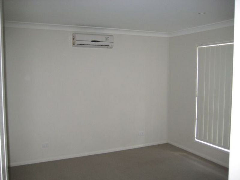 12 McCubbin Court, Goodna QLD 4300