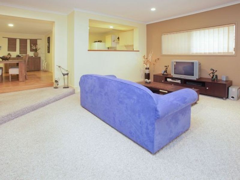 30 Melinda Street, Camira QLD 4300