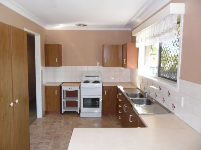 33 Milford Street, Redbank Plains QLD 4301