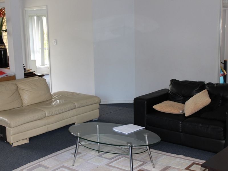 11 McCubbin Court, Goodna QLD 4300