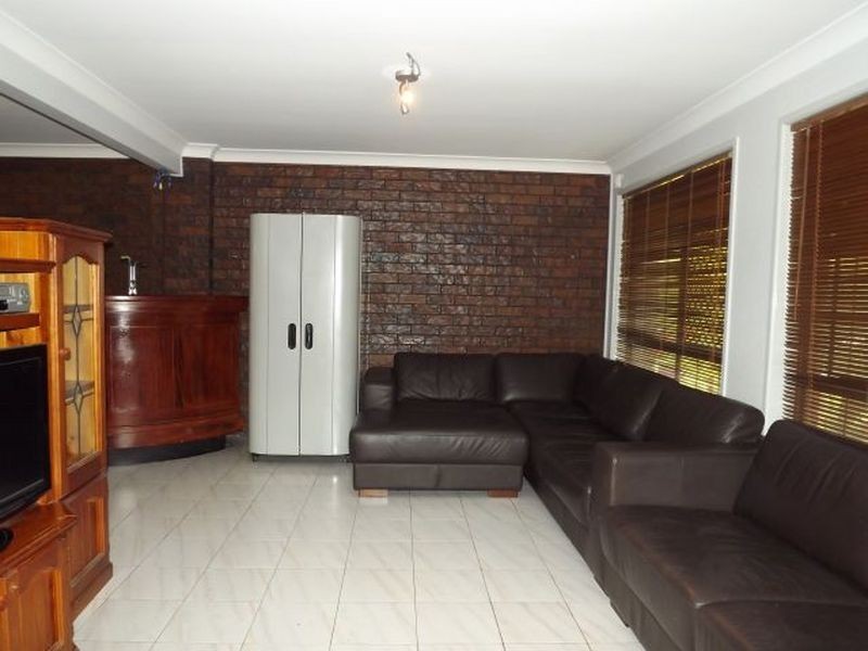 16 Pilny Street, Camira QLD 4300