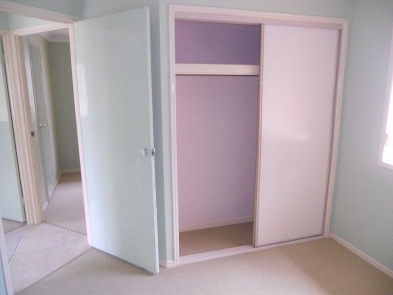 8 Lyrebird Lane, Bellbird Park QLD 4300