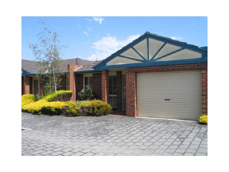 17/74 De Carl Street, Brunswick VIC 3056