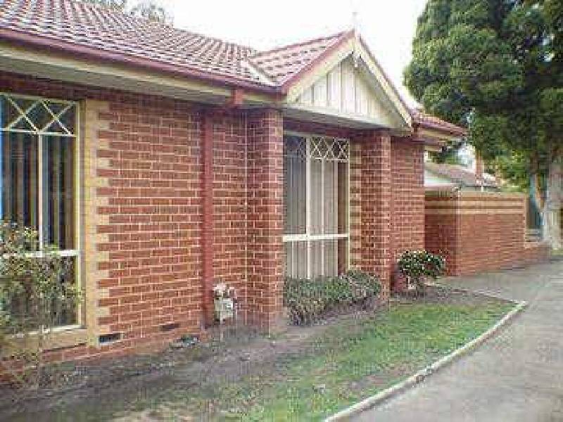 2/166 Surrey Rd, Blackburn VIC 3130