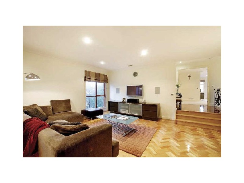 1 Weir Street, Kew VIC 3101