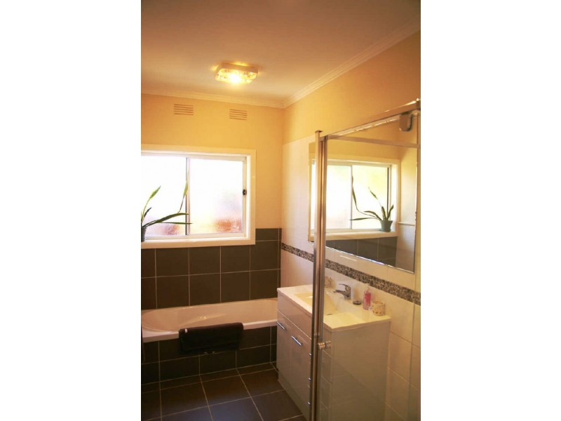 542 Middleborough Road, Blackburn North VIC 3130