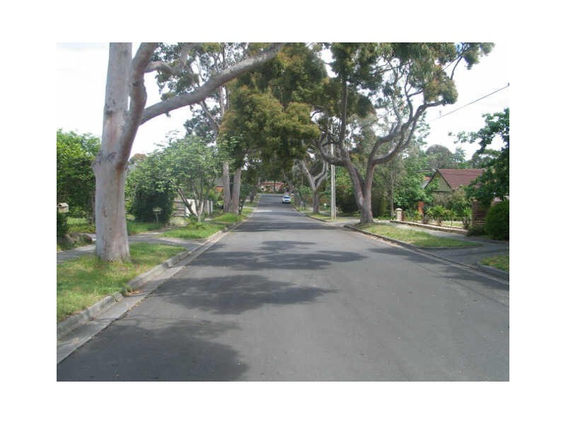 13 Badenoch Street, Blackburn VIC 3130