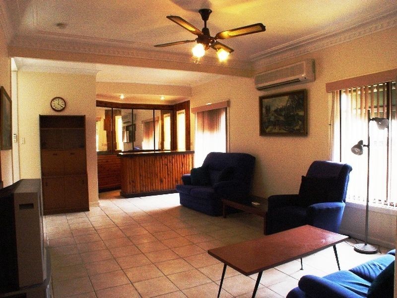 11 Birrong Ave, Birrong NSW 2143