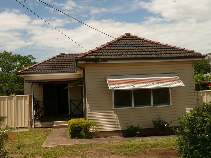 19 Hector St, Sefton NSW 2162