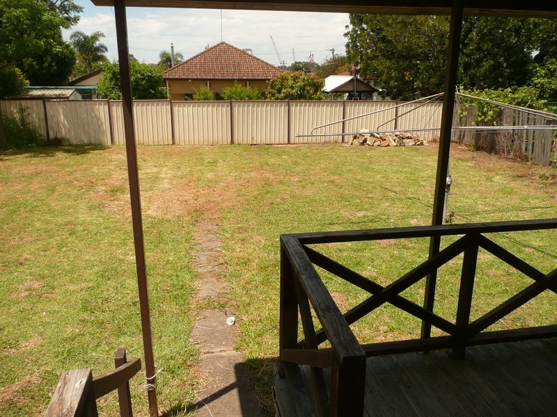 19 Hector St, Sefton NSW 2162