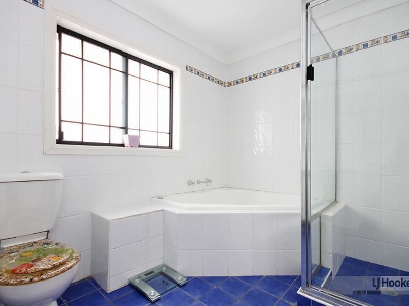 9 Woodland Rd, Chester Hill NSW 2162