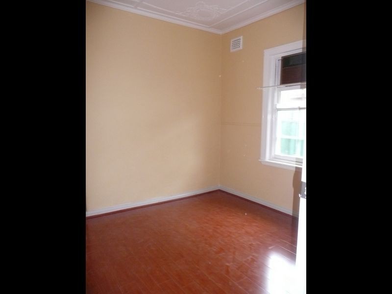 25 Kent St, Regents Park NSW 2143