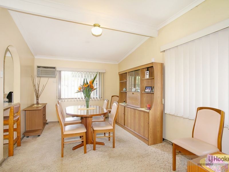 77 Gascoigne Rd, Birrong NSW 2143