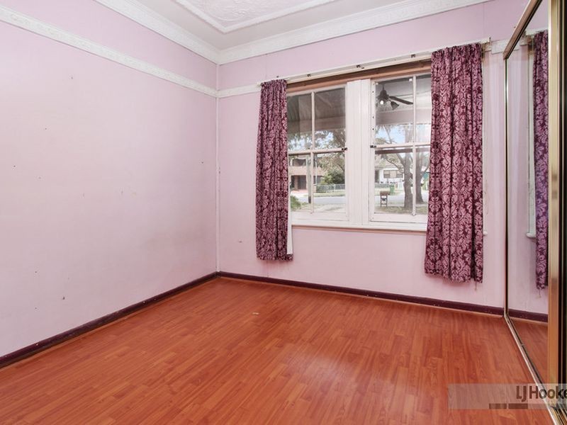 33 Rodd St, Birrong NSW 2143