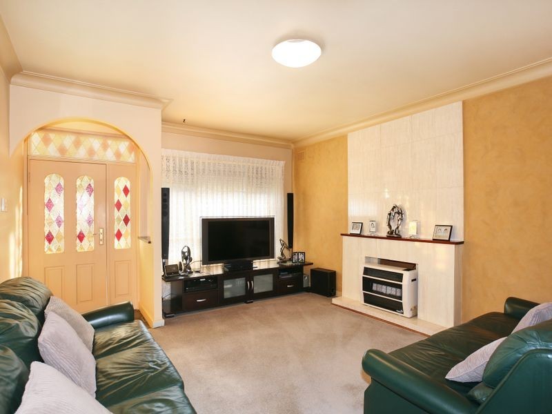 21 Ferndell Street, Chester Hill NSW 2162