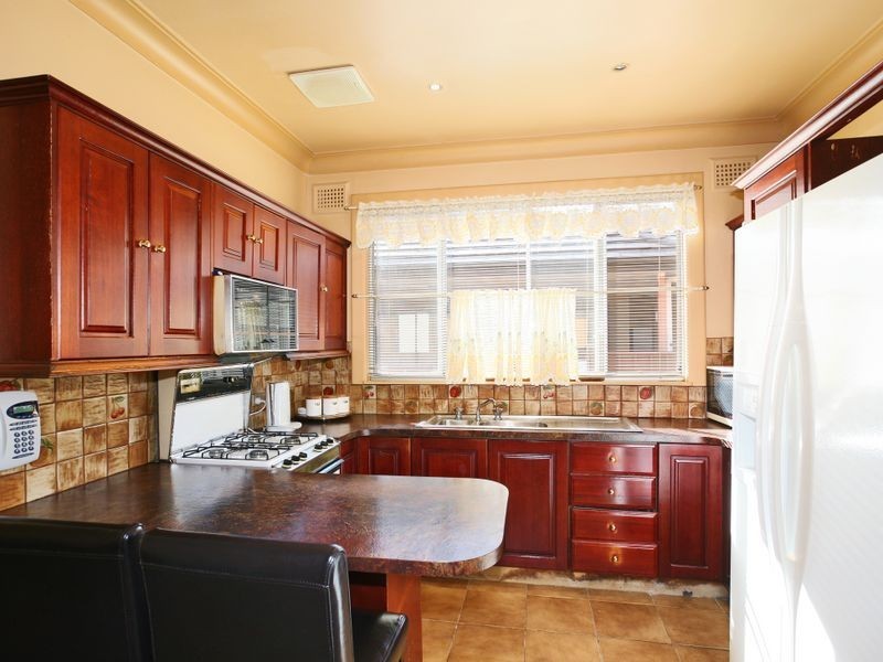 21 Ferndell Street, Chester Hill NSW 2162