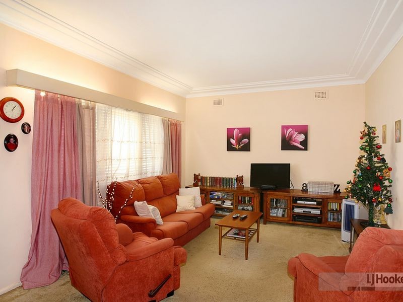 43 Ferrier Rd, Yagoona NSW 2199