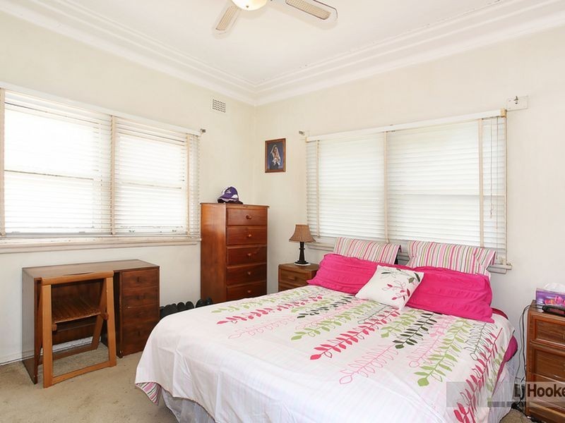 43 Ferrier Rd, Yagoona NSW 2199