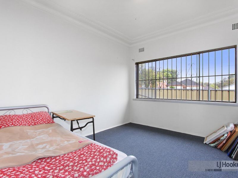 159 Rodd St, Sefton NSW 2162
