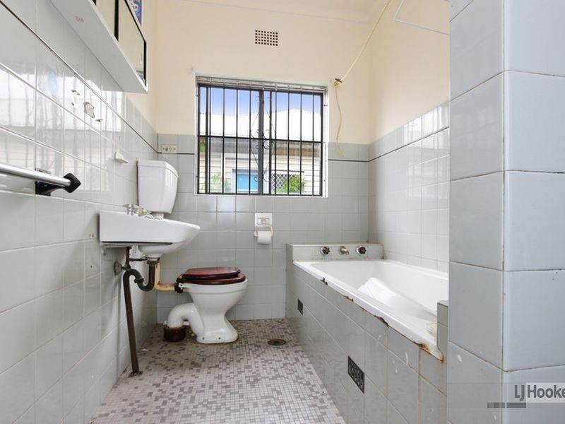 159 Rodd St, Sefton NSW 2162