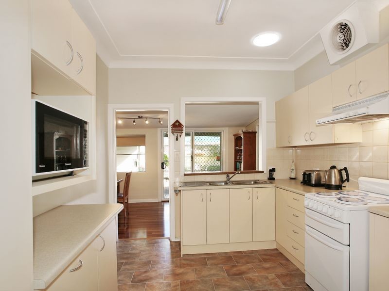 15 Alpha St, Chester Hill NSW 2162