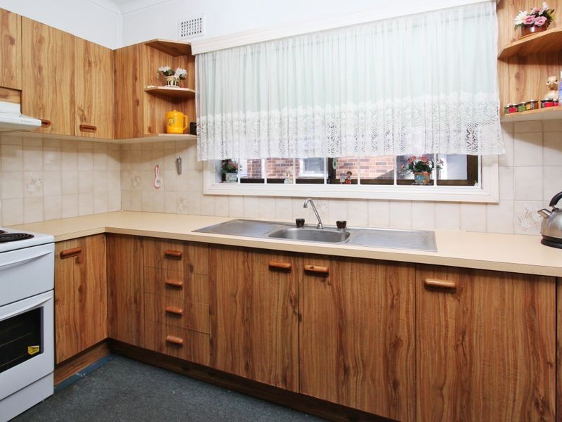 125 Woodville Rd, Chester Hill NSW 2162