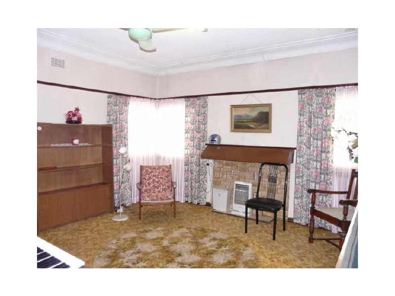 77 Rose St, Sefton NSW 2162