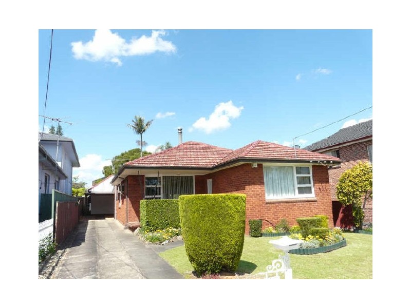 63 View St, Sefton NSW 2162