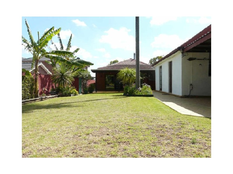 63 View St, Sefton NSW 2162