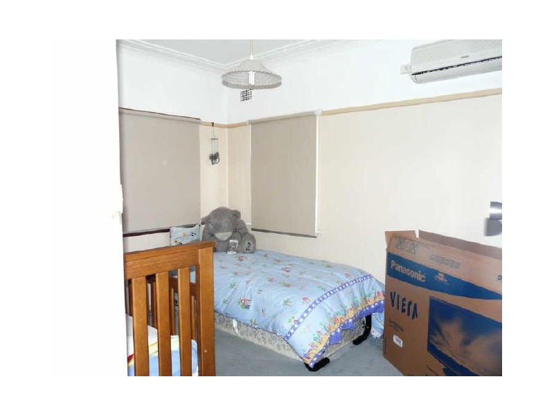 52 Miowera Rd, Chester Hill NSW 2162