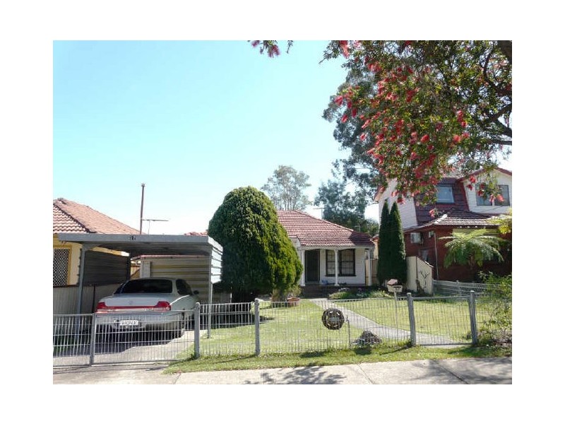 52 Miowera Rd, Chester Hill NSW 2162