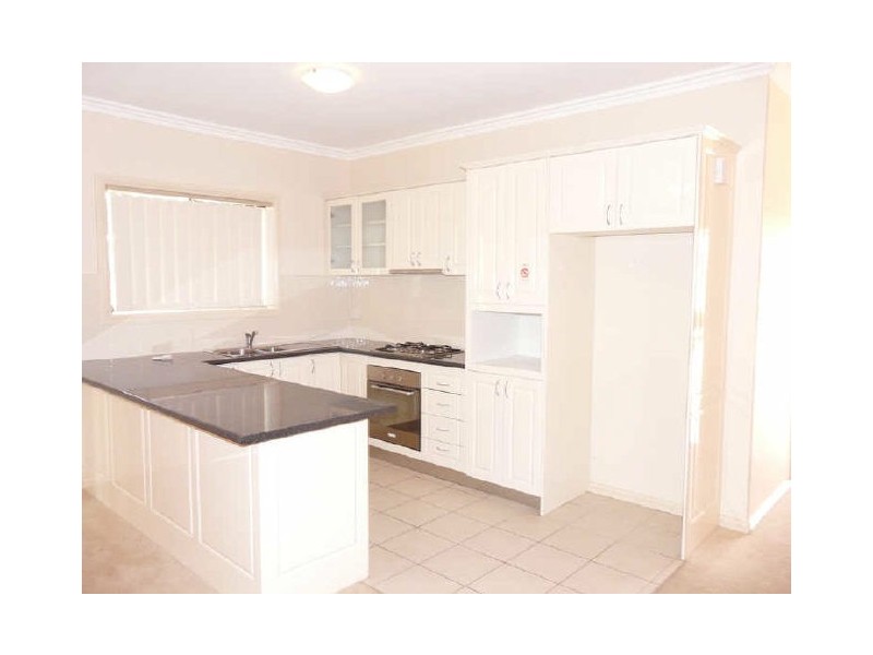 6/4 Iona Place, Bass Hill NSW 2197