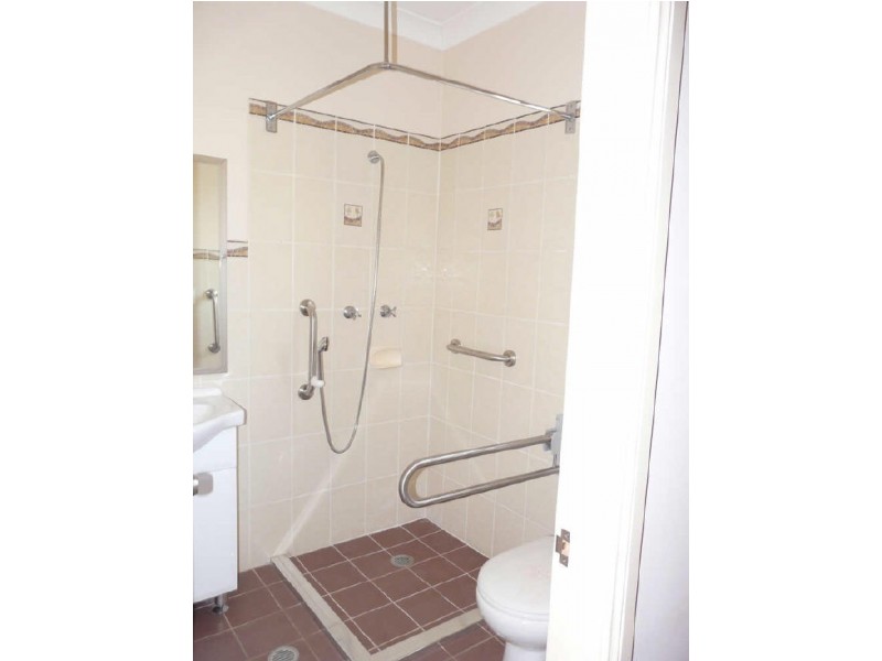 6/4 Iona Place, Bass Hill NSW 2197