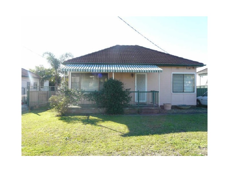 23 Cutcliffe Ave, Regents Park NSW 2143