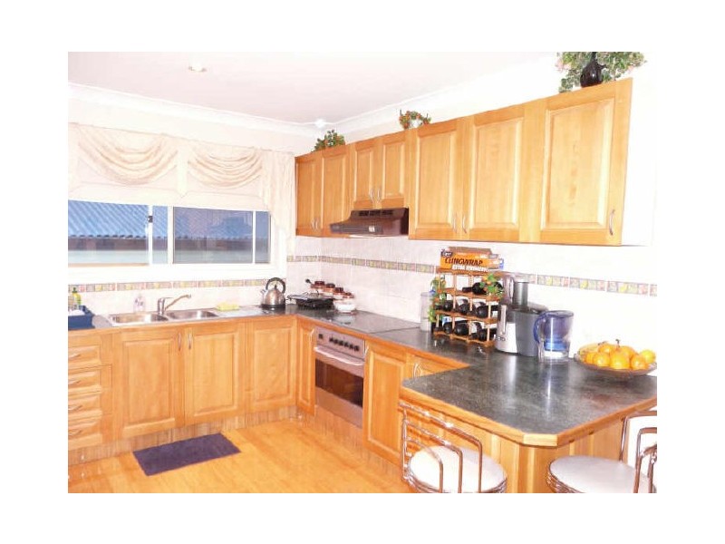 20 Burlison St, Warwick Farm NSW 2170