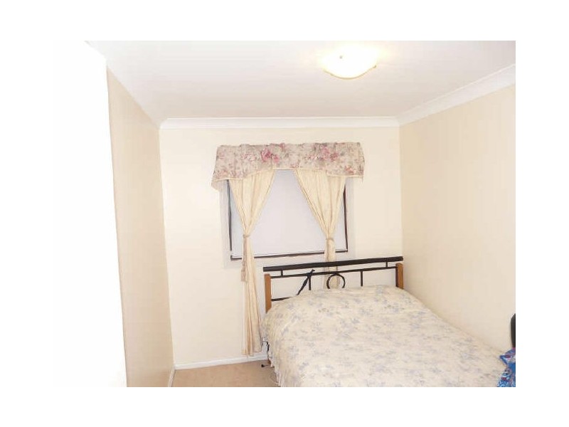 20 Burlison St, Warwick Farm NSW 2170