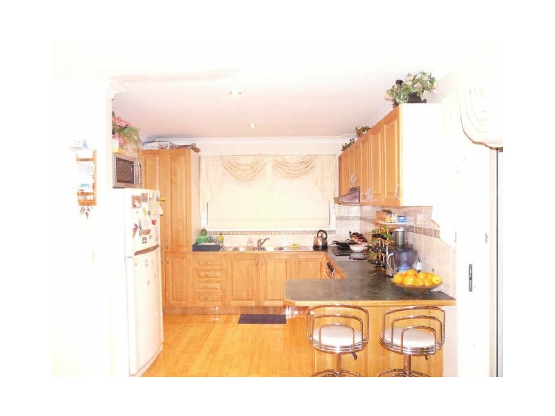 20 Burlison St, Warwick Farm NSW 2170