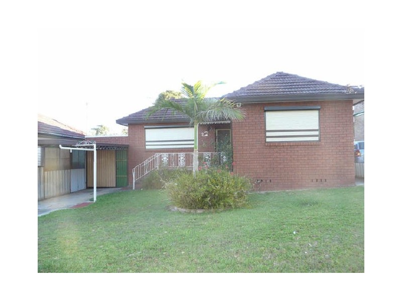 9 Bulwarra Ave, Sefton NSW 2162