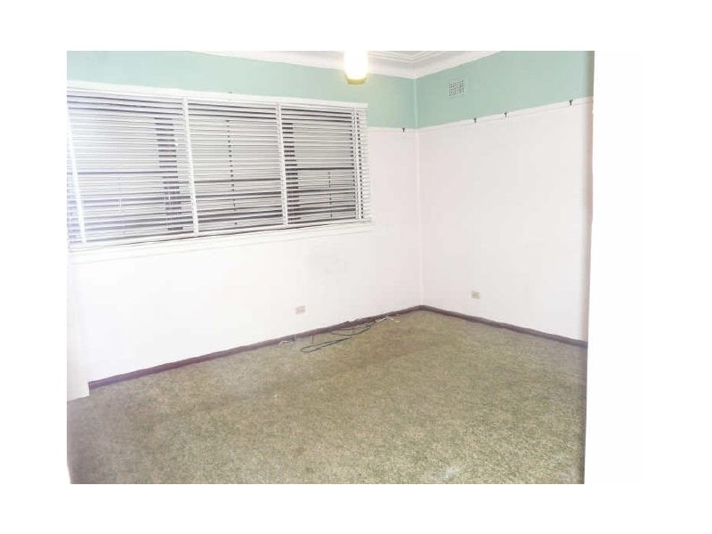 9 Bulwarra Ave, Sefton NSW 2162