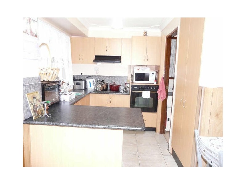 635 Smithfield Rd, Greenfield Park NSW 2176