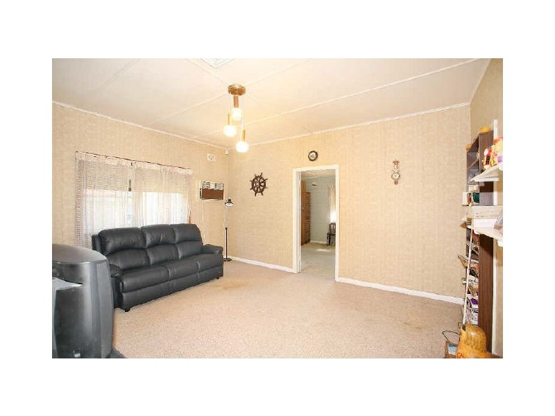 30 Waldron Rd, Sefton NSW 2162