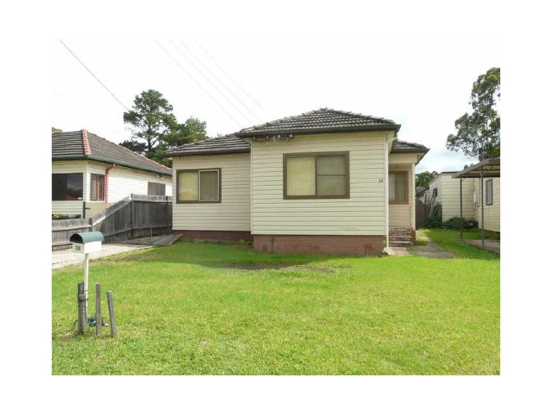 34 Dorothy St, Chester Hill NSW 2162