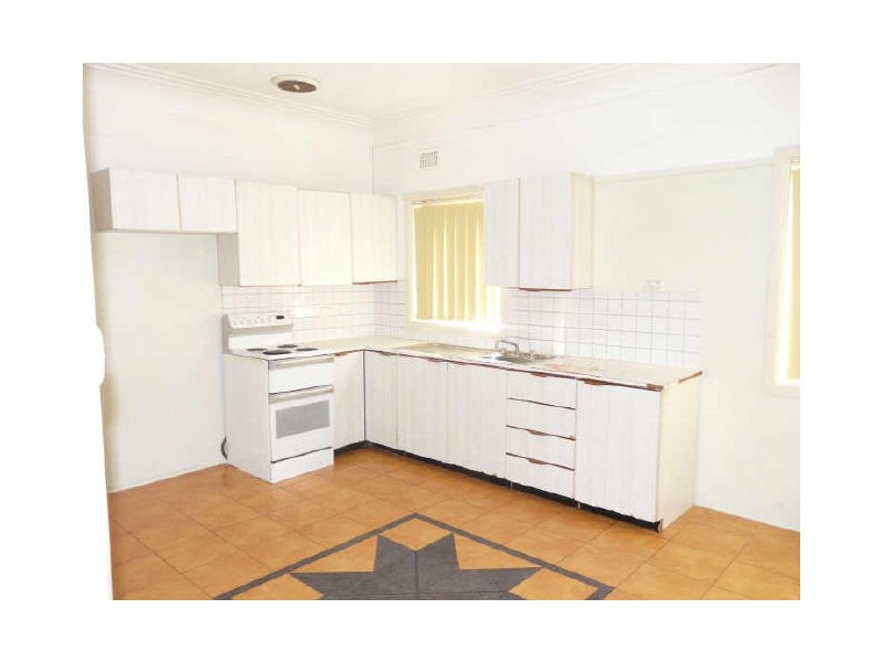 34 Dorothy St, Chester Hill NSW 2162