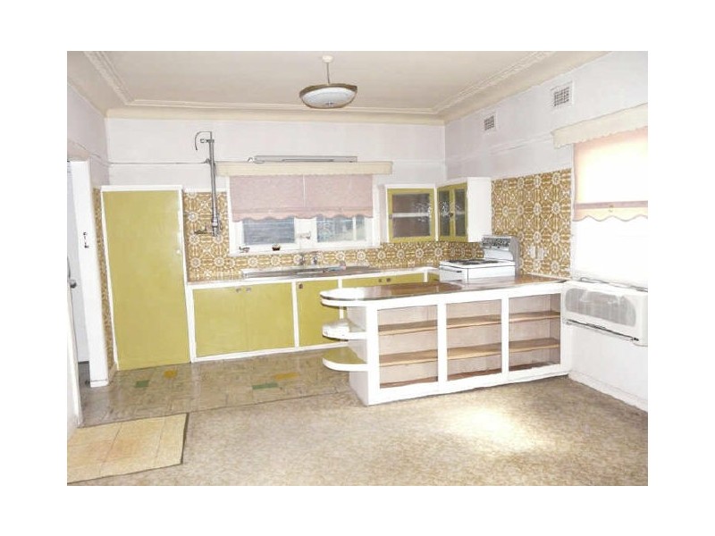 106 Auburn Road, Birrong NSW 2143