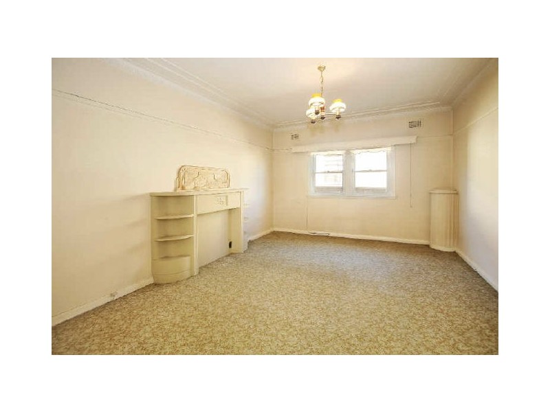 106 Auburn Road, Birrong NSW 2143